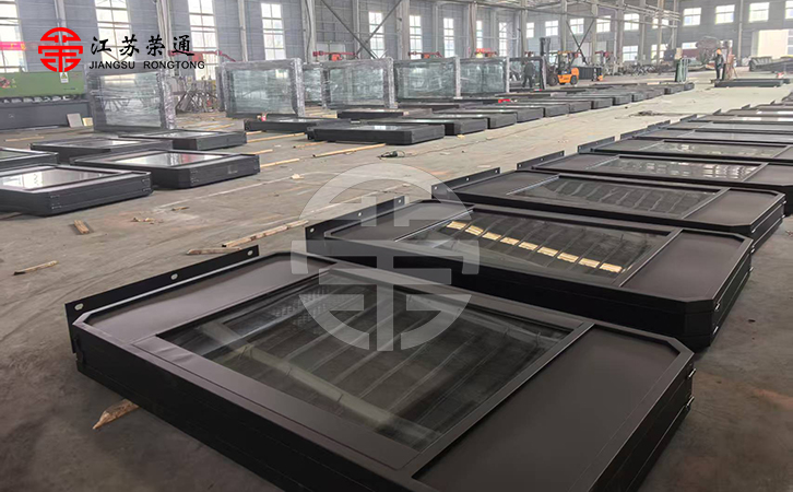 不銹鋼候車亭廠家正在加急生產(chǎn)制作浙江寧波訂單 不銹鋼候車亭廠家正在加急生產(chǎn)制作浙江寧波訂單