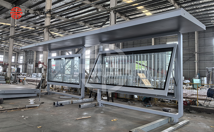 深圳智能候車亭試安裝